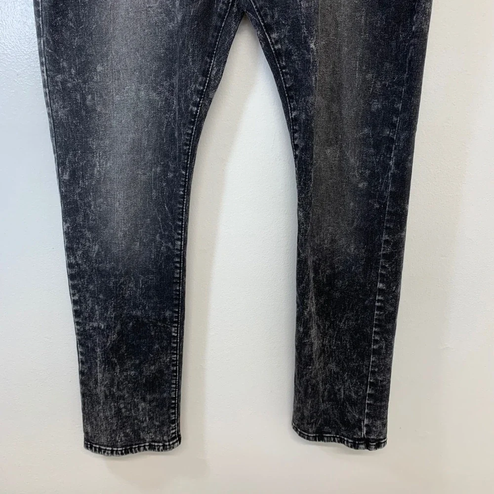 Redemption  Black Acid Wash Slim Straight Jeans Men 38/32 (fit 36x31)Grunge